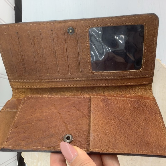 American Darling Embossed Leather Wallet - Picture 3 of 3